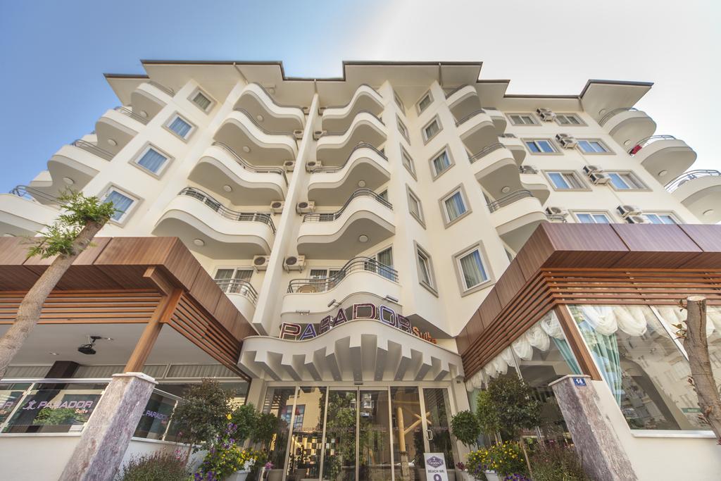Parador Suite Hotel Hotell